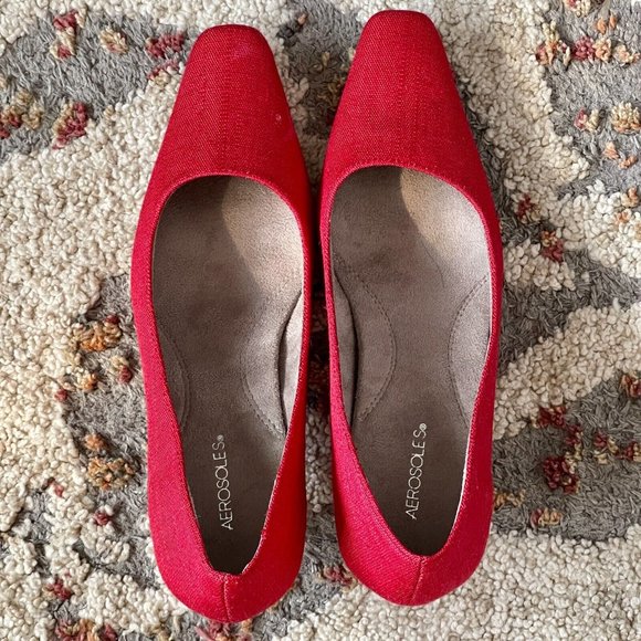 Aerosoles Shoes Women's 7.5 Red Suede Heels Dress Pumps Comfortable High Heels - Picture 2 of 5